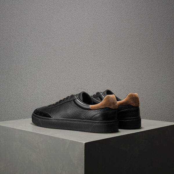 Genuine Leather Flat Casual Black Sneakers Breathable Lightweight Shoes For Men - Image 3
