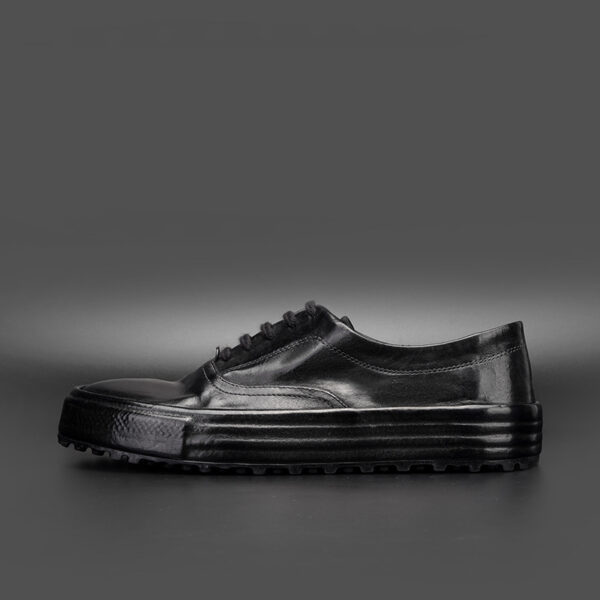 Black Summer Thin Flat Casual Sneakers Washed Horse Leather Breathable Men's Shoes - Image 2