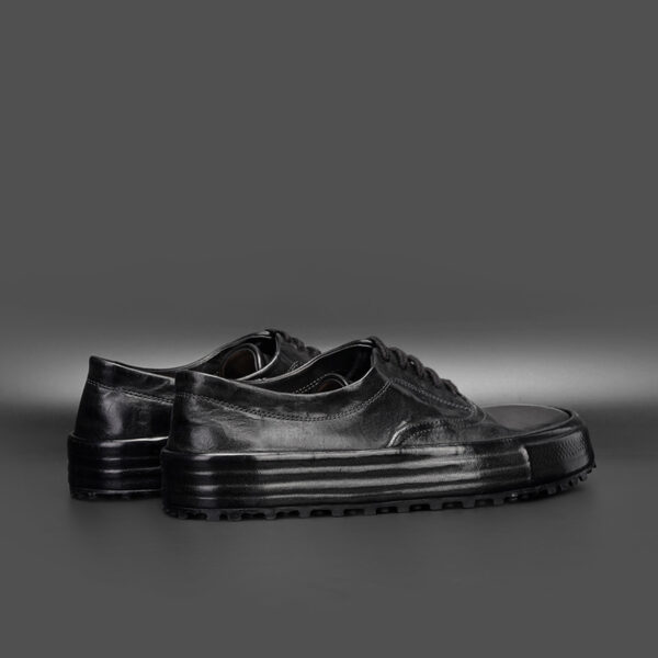 Black Summer Thin Flat Casual Sneakers Washed Horse Leather Breathable Men's Shoes - Image 3