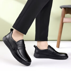 Men's Casual Soft-soled Slip-on Leather Shoes