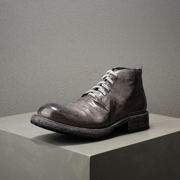Men's High Top Leather Shoes Washed Horse Leather Martin Boots Handmade - Image 2