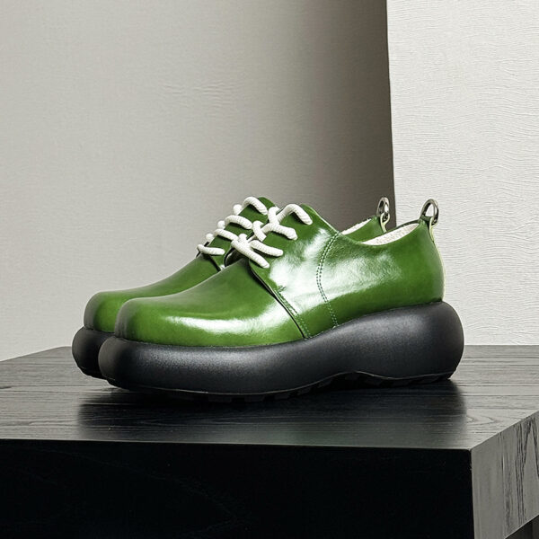 Men's High-End Thick-Soled Height-Enhancing Large-Toe Casual Shoes